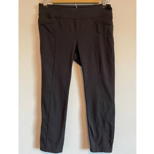 Athleta Metro Crop Leggings with Back Pocket Size Medium Black